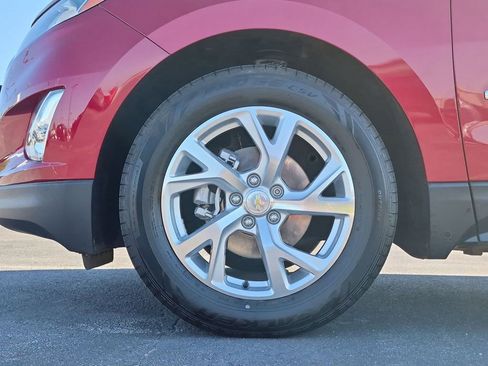 Certified 2019 Chevrolet Equinox LT FWD image 30