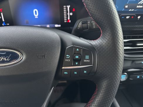 Certified 2023 Ford Escape ST-Line w/ Tech Pack #1 image 28