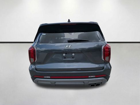 Used 2023 Hyundai Palisade Limited FWD image 5