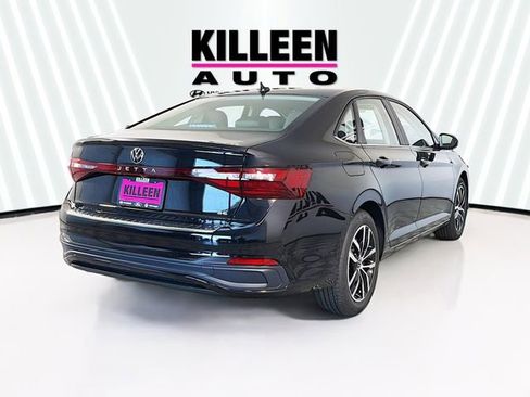 New 2026 Volkswagen Jetta SE image 7