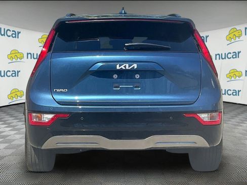 Used 2023 Kia Niro Wind w/ Wind Preserve Package FWD image 5