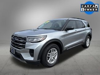 Used 2025 Ford Explorer Active RWD video 1