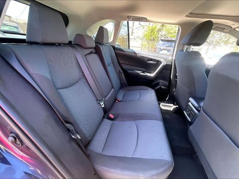 Used 2025 Toyota RAV4 XLE w/ Convenience Package image 20