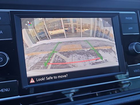 Certified 2024 Volkswagen Jetta S image 9