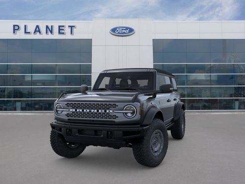 New 2025 Ford Bronco Badlands AWD/4WD image 2