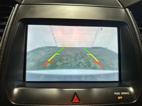 Used 2014 Ford Taurus Limited FWD image 15
