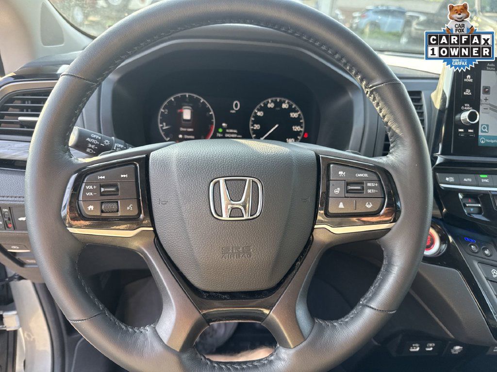 Used 2025 Honda Odyssey Elite image 18