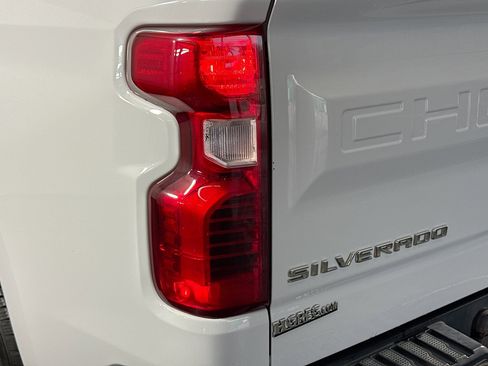 Used 2019 Chevrolet Silverado 1500 LT w/ All-Star Edition image 35