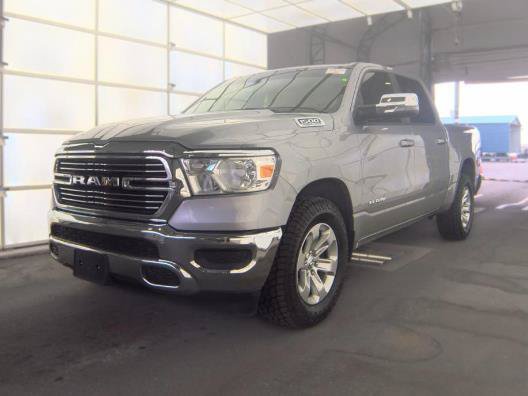 Used 2024 RAM 1500 Laramie AWD/4WD image 1