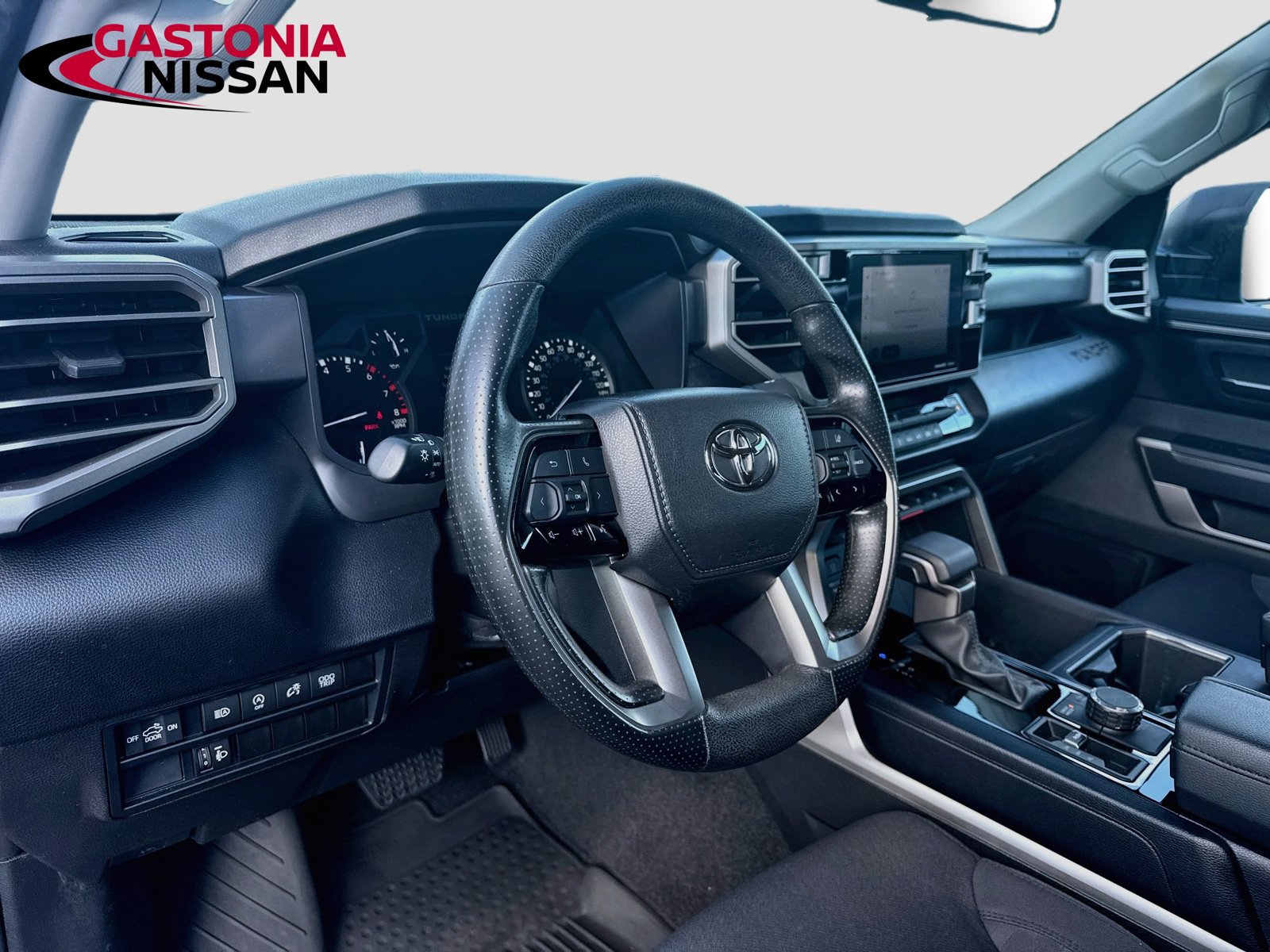 Used 2024 Toyota Tundra SR5 AWD/4WD image 11