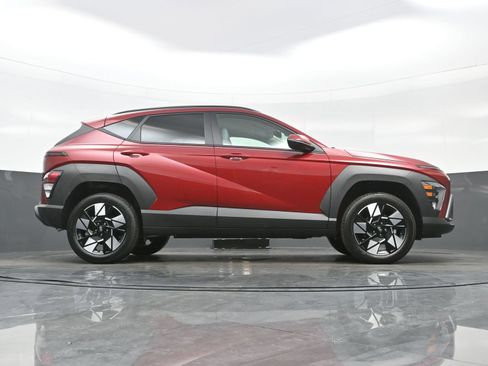 Used 2025 Hyundai Kona SEL AWD/4WD image 33