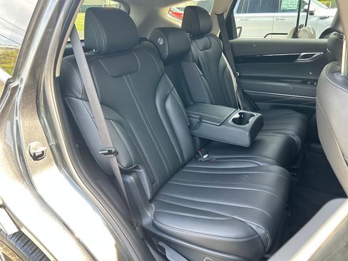 Used 2025 Genesis GV80 AWD 2.5T Standard image 46