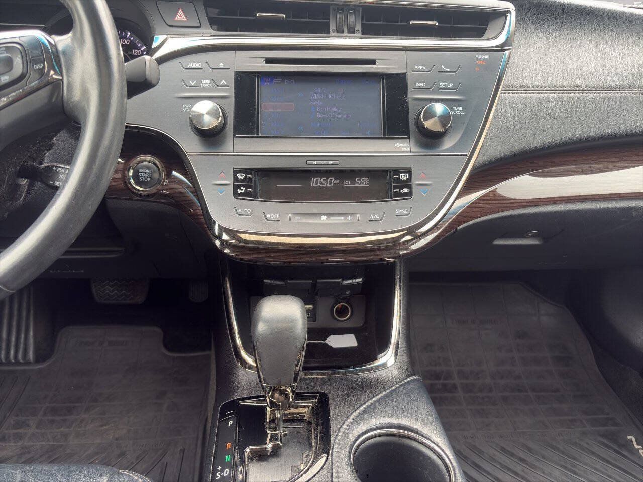 Used 2013 Toyota Avalon XLE Touring FWD image 11