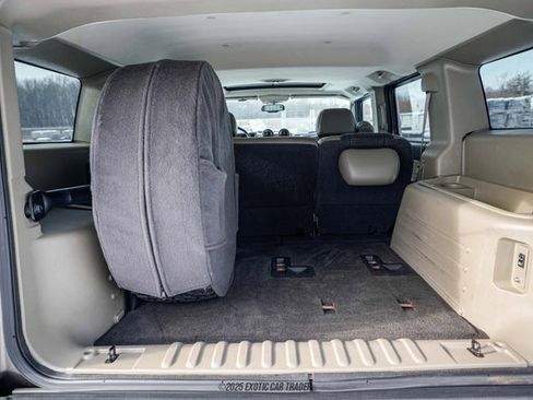 Used 2003 HUMMER H2 w/ Preferred Equipment Group AWD/4WD image 58