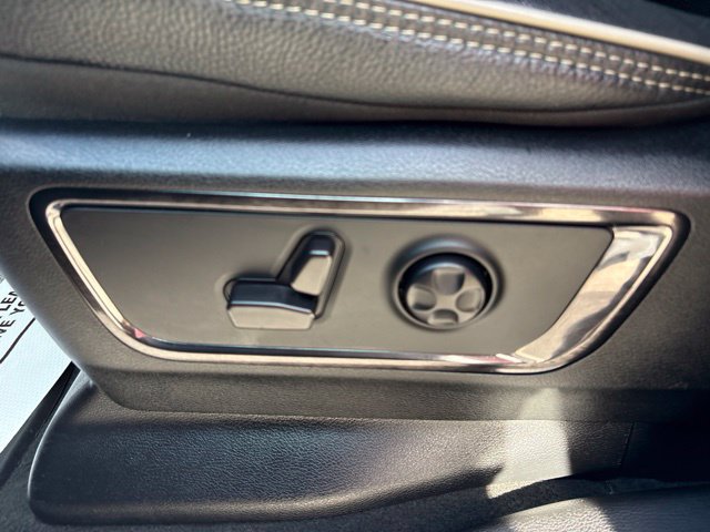 Used 2024 RAM 1500 Limited AWD/4WD image 11