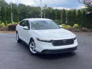 Used 2025 Honda Accord LX video 2