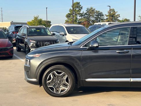 Used 2023 Hyundai Santa Fe Limited w/ Cargo Package FWD image 7