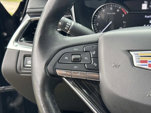 Used 2020 Cadillac XT6 Premium Luxury FWD image 30