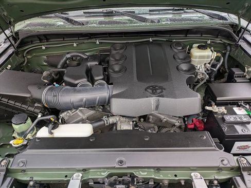 Used 2010 Toyota FJ Cruiser 4WD image 21