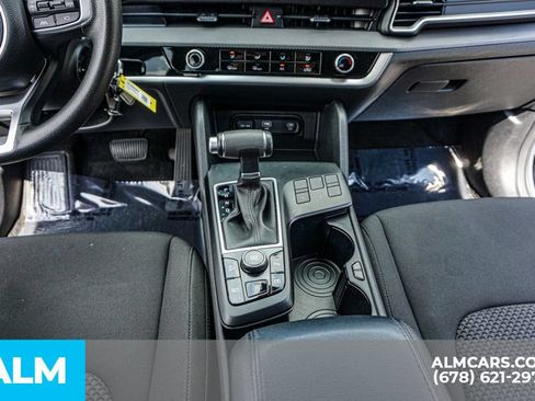 Used 2025 Kia Sportage LX FWD image 38