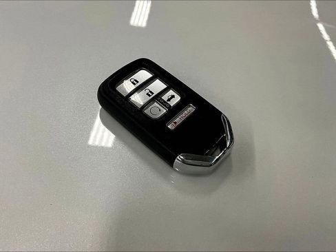 Used 2022 Honda Insight Touring image 34