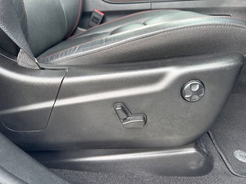 Used 2025 Dodge Durango R/T AWD/4WD image 13