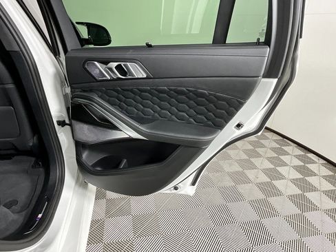 Used 2026 BMW X6 M Competition w/ Executive Package image 22