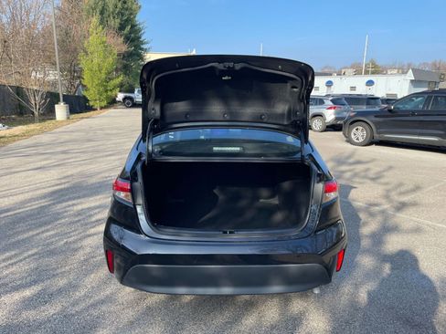 Used 2025 Toyota Corolla LE image 29