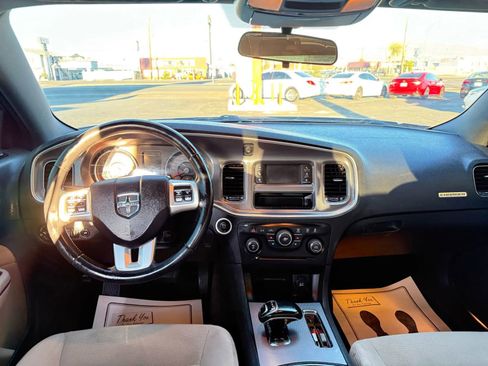 Used 2012 Dodge Charger SE w/ Sport Appearance Group image 8