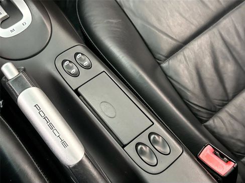 Used 2002 Porsche 911 Targa image 23