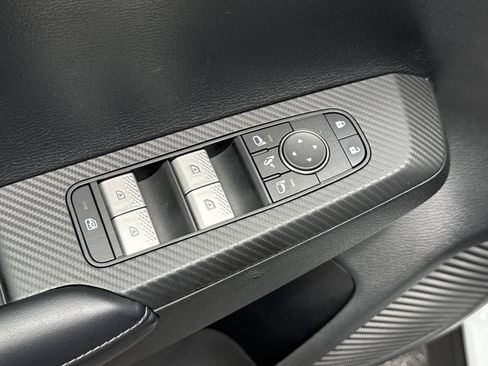 Used 2023 Mitsubishi Outlander SE AWD/4WD image 36
