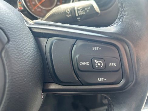 Used 2022 Jeep Gladiator Sport AWD/4WD image 22