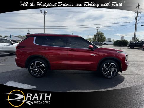 New 2025 Mitsubishi Outlander SEL image 10