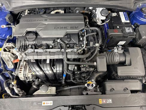 Used 2024 Hyundai Elantra Limited FWD image 39