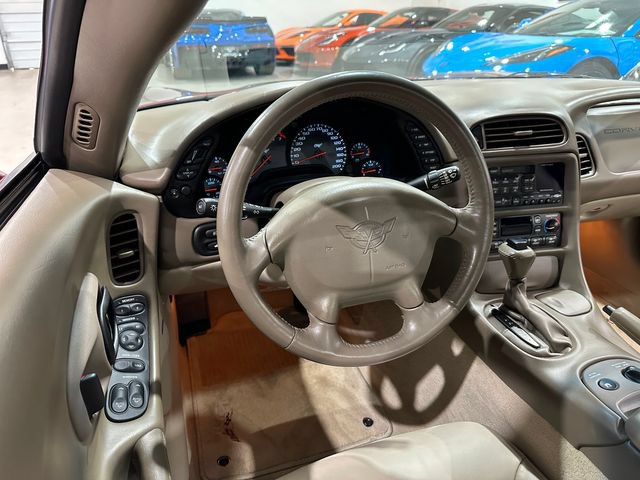 Used 2003 Chevrolet Corvette Convertible w/ Preferred Equipment Group1 RWD image 4