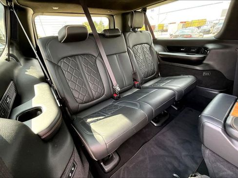 Used 2024 Jeep Grand Wagoneer L Series III image 36