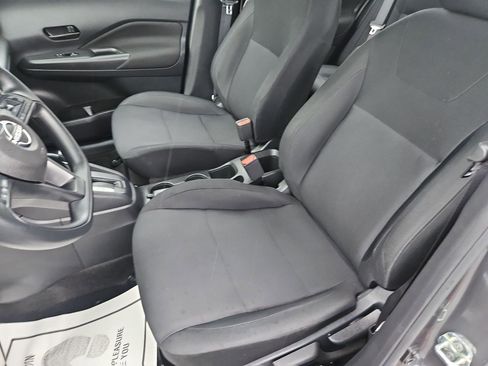 Used 2023 Nissan Kicks S FWD image 12