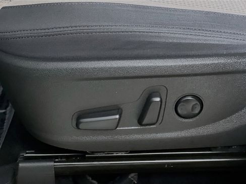 Used 2022 Hyundai Santa Fe SEL image 15