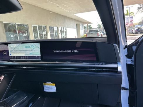 Used 2026 Cadillac Escalade IQL Sport 1 image 28