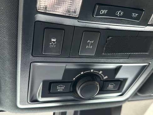 Used 2019 Toyota Tacoma TRD Off-Road image 26