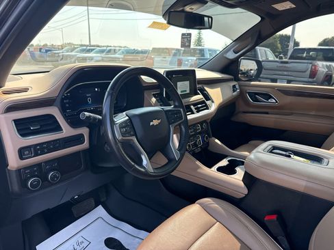 Certified 2022 Chevrolet Suburban Premier AWD/4WD image 12