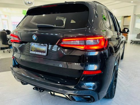 Used 2021 BMW X5 xDrive40i w/ M Sport Package image 9