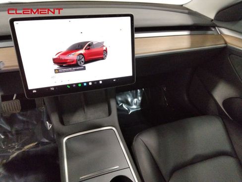 Used 2023 Tesla Model 3 Standard Range image 15