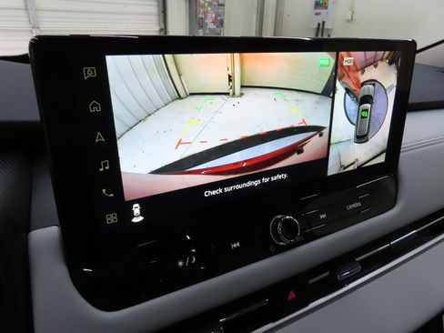 Used 2025 Mitsubishi Outlander SE FWD image 18