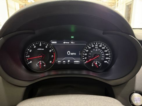 Used 2018 Kia Stinger GT1 RWD image 14