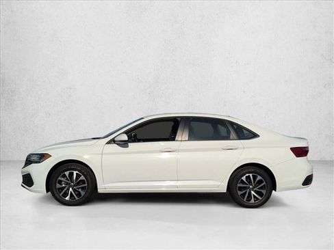 Used 2024 Volkswagen Jetta S image 9