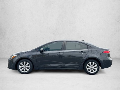 Used 2023 Toyota Corolla LE w/ Carpet Mat Package (TMS) FWD image 8