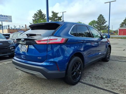 Certified 2024 Ford Edge SEL w/ Convenience Package AWD/4WD image 6
