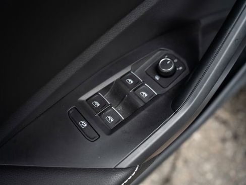 Used 2025 Volkswagen Jetta Sport FWD image 16