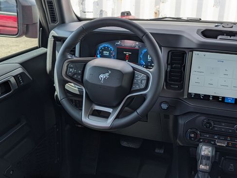 New 2026 Ford Bronco Badlands AWD/4WD image 17